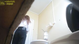 Shemale pissing while riding porn