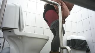 Vintage pissing porn sites