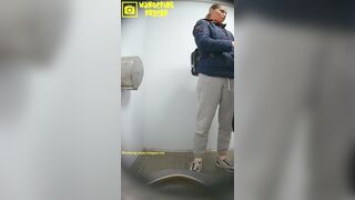 Nasty julia porn pissing
