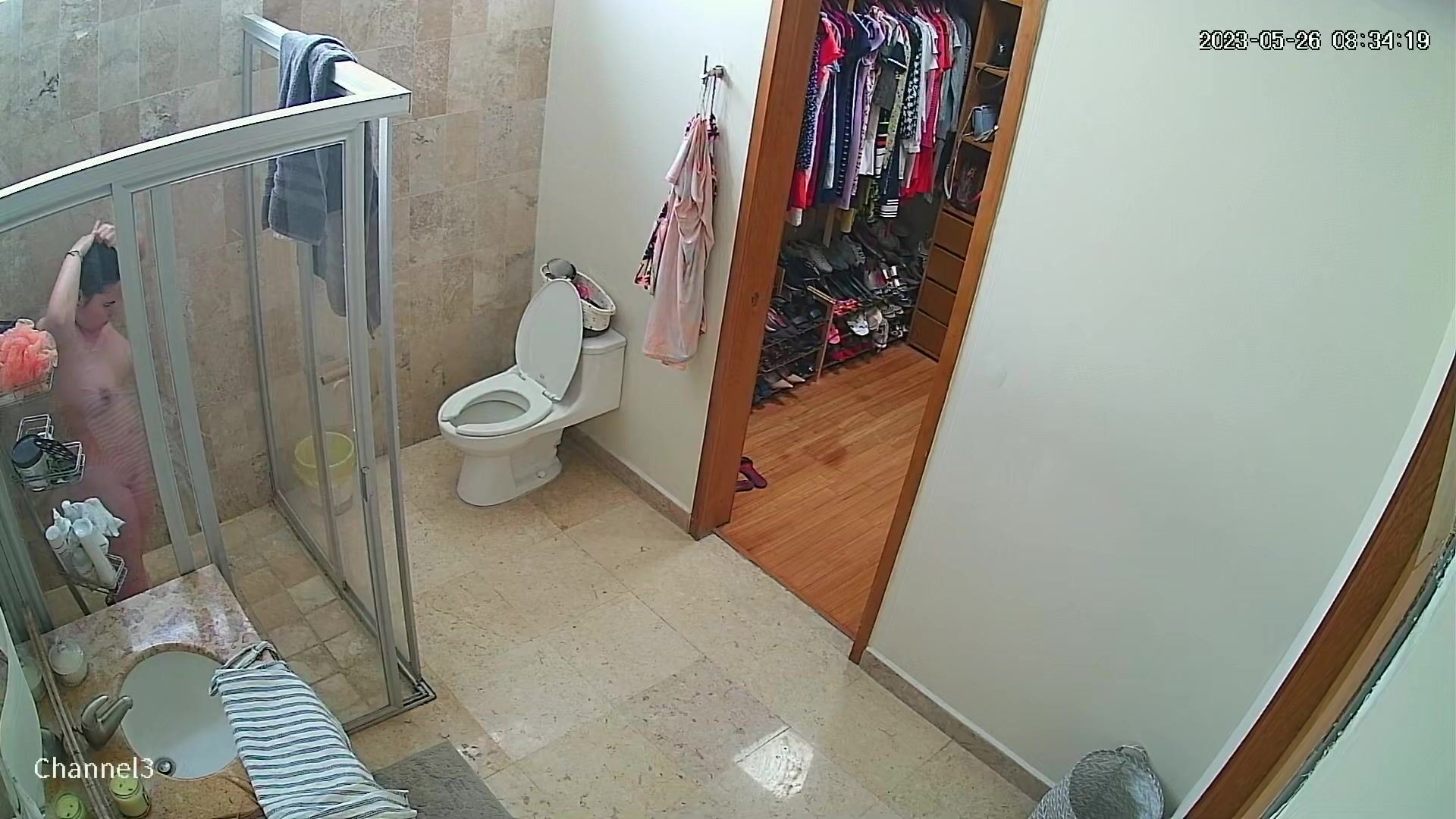 Public shower spy cam (2023-05-26)