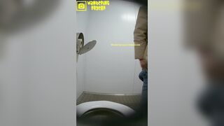 Pissing feet porn