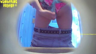 Free videos of women pissing in bathroom you porn
