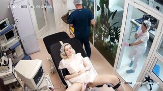 Fake hospital gyno pussy exam