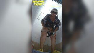 Girls caught urinating pissing peeing porn