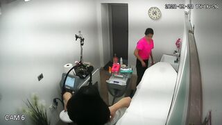 Desi girls shaving pussy