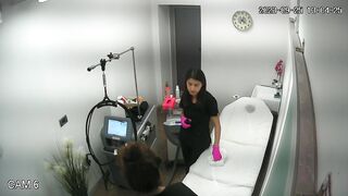 Girls shaving pussy videos