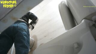 Free videos of hairy bushes pissing in bathroom you porn