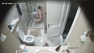 Ellie leen shower porn