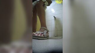 Girls peeing in a bowl and then her boyfriend dumps her