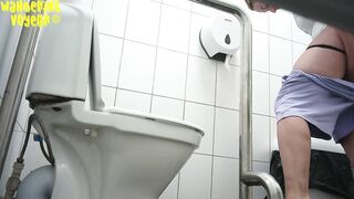 Girls peeing jobs