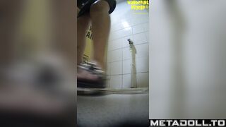 Beautiful naked girls peeing pics