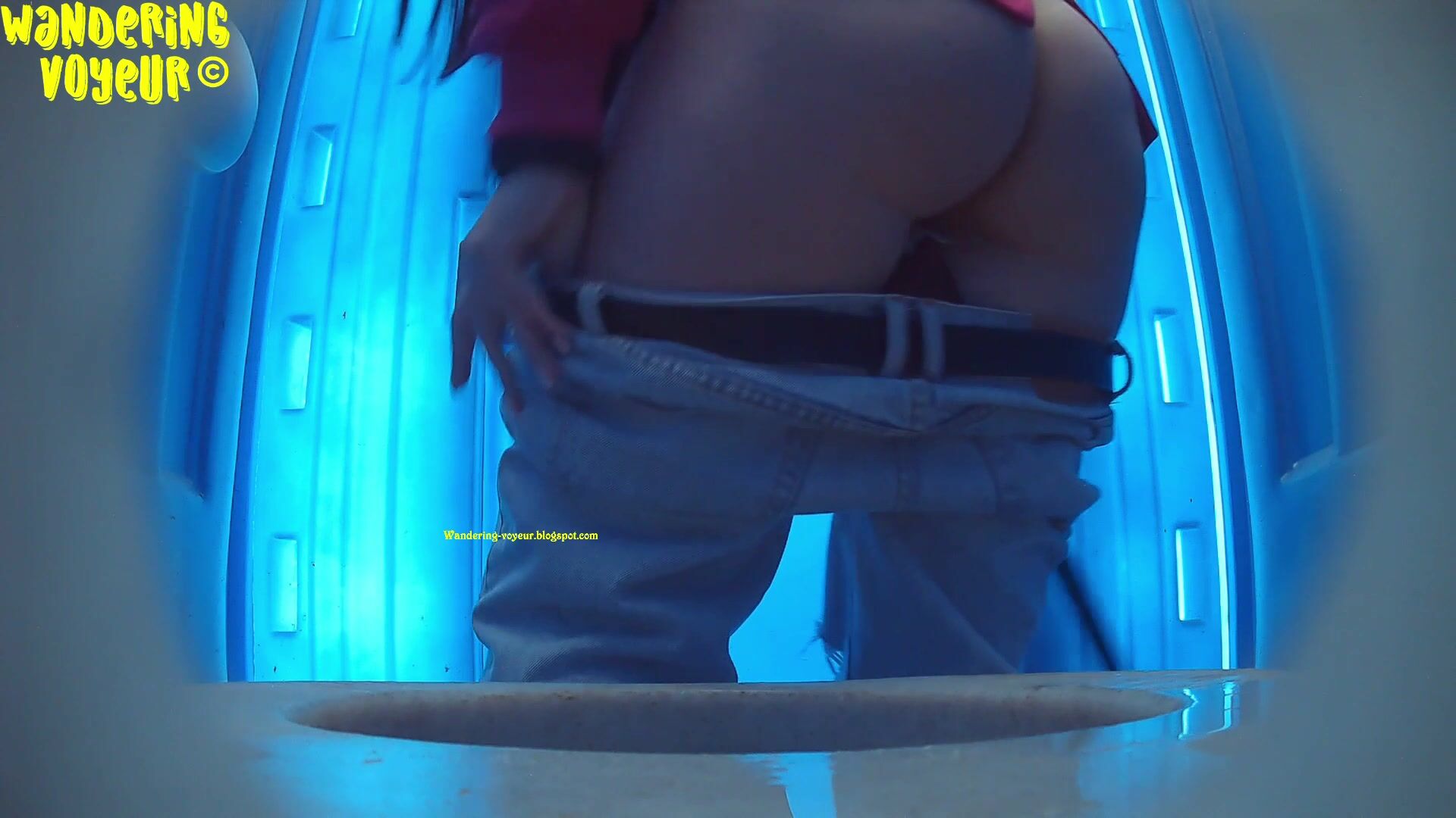 Pornhub girls peeing pants