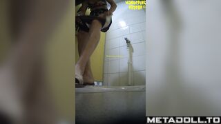 Girls peeing in urinals xxx