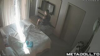 Dutch big ass mom rubs her pussy in the bedroom