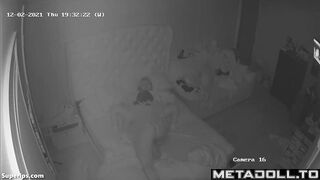 Sweet blonde American girl receives oral sex