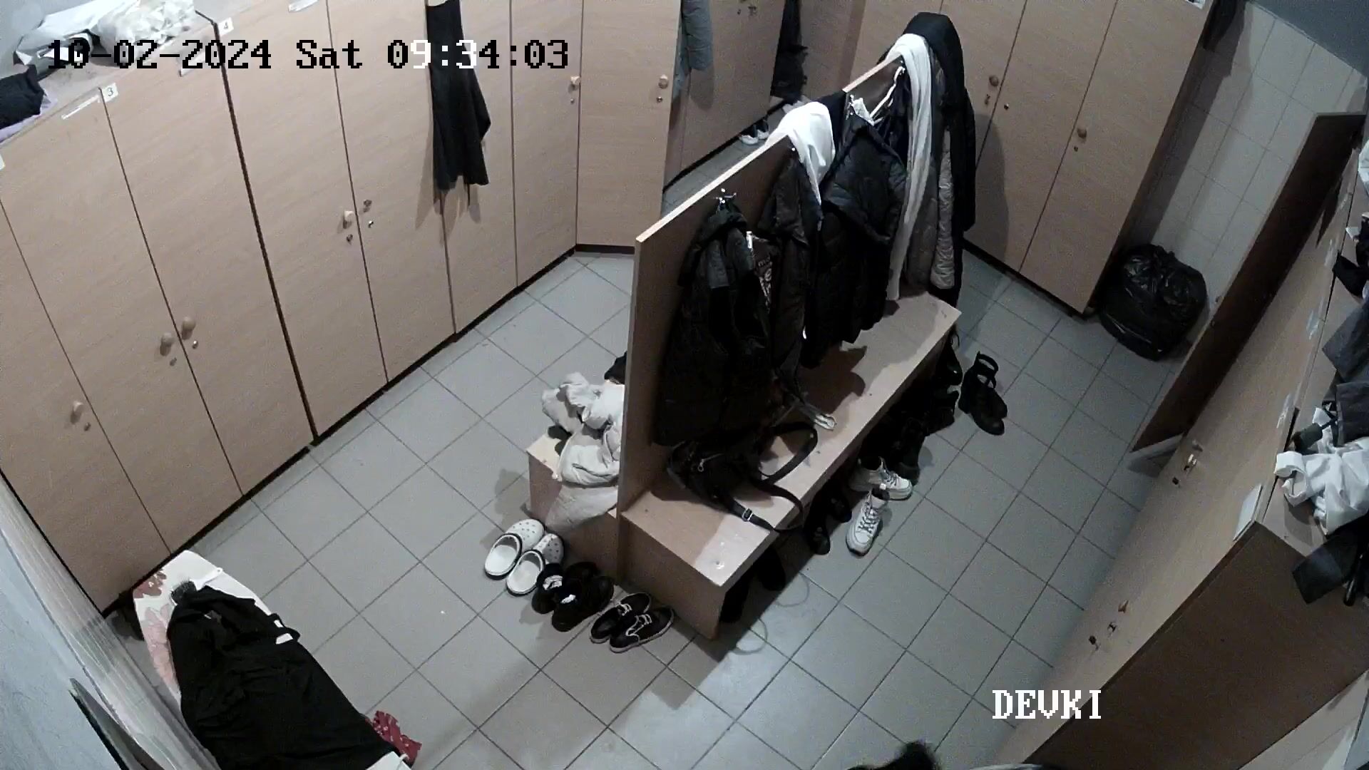 Locker room spy cam (2024-02-10)