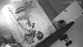 American tattooed parents fuck in their bed