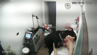 Eliza Dushku shaved pussy (2024-02-22)