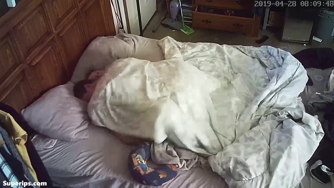 American stepsibling fuck in their parents’ bed