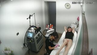 American horny brunette belly dancer gets wet during shaving vagina