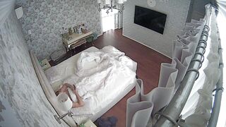 Big ass Swedish blonde step-mom gets fucked by her husband live