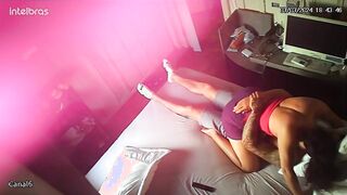 Cheating Swiss brunette mature mom sex in the bedroom spy cam record
