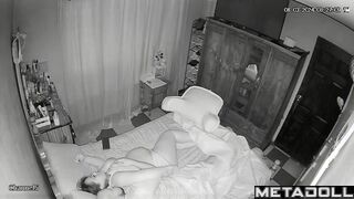 Pregnant brunette MILF gets creampie in the bedroom