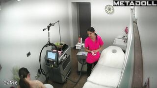 Russian tanned brunette fancy girl gets an orgasm during pussy shaving