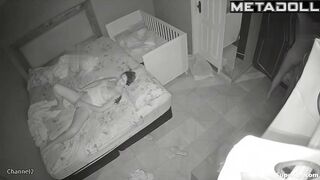 Tattooed mom gets fucked in her bed
