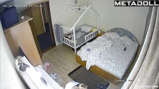 Teen mom gets dressed in her room