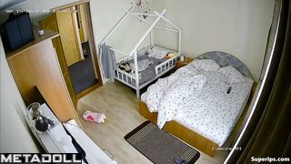 Teen mom gets dressed in her room