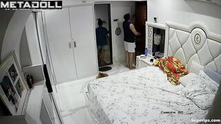 Mature Indian woman gets fucked in her bed