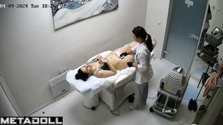 Old Welsh brunette sex worker shaving vagina in wax salon
