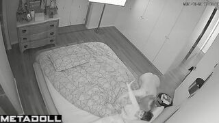 Cheating American brunette step-mom gets creampied online