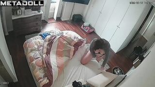 Cheating American brunette step-mom gets creampied online
