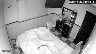 Single American blonde mother gets an anal sex spy cam record
