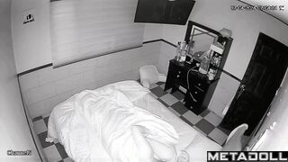 Single American blonde mother gets an anal sex spy cam record