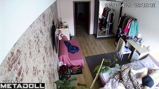 Real amateur couple fuck wildly in their bed live HD