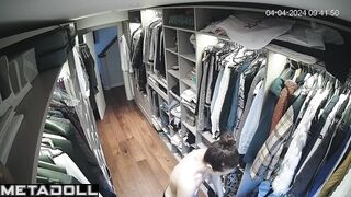 Daily routine of Ukrainian brunette pornstar before cheating on her husband live stream