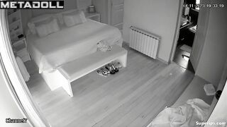 Mother and daughter change clothes together