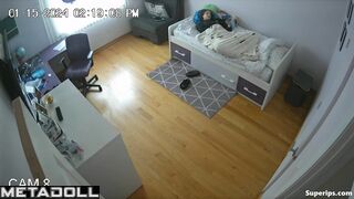 Cute American girl masturbates to orgasm