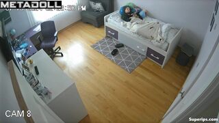 Cute American girl masturbates to orgasm