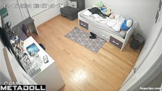 Teenage girl shows her tits on a video call