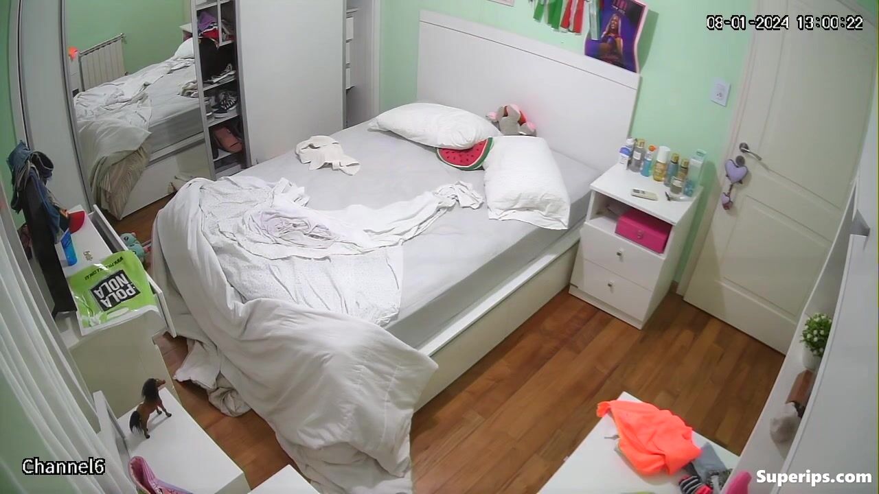 Petite teenage girl gets dressed in her room - Metadoll Best Porn Leaks