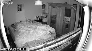 Old Latin couple fucks in their bed