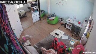 American brunette girl masturbates