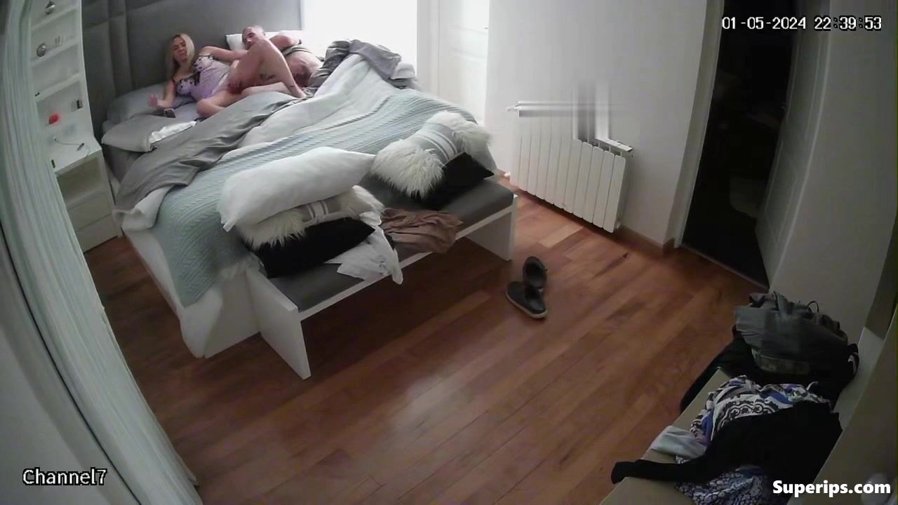 Mature British couple filming while fucking - Metadoll Free Porn Leaks