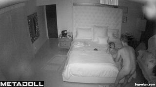 Arab milf woman gets fucked to orgasm