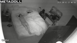 Real Australian couple fuck brutally in their bed spy cam record