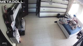 Naughty naked Canadian brunette woman sex at home live